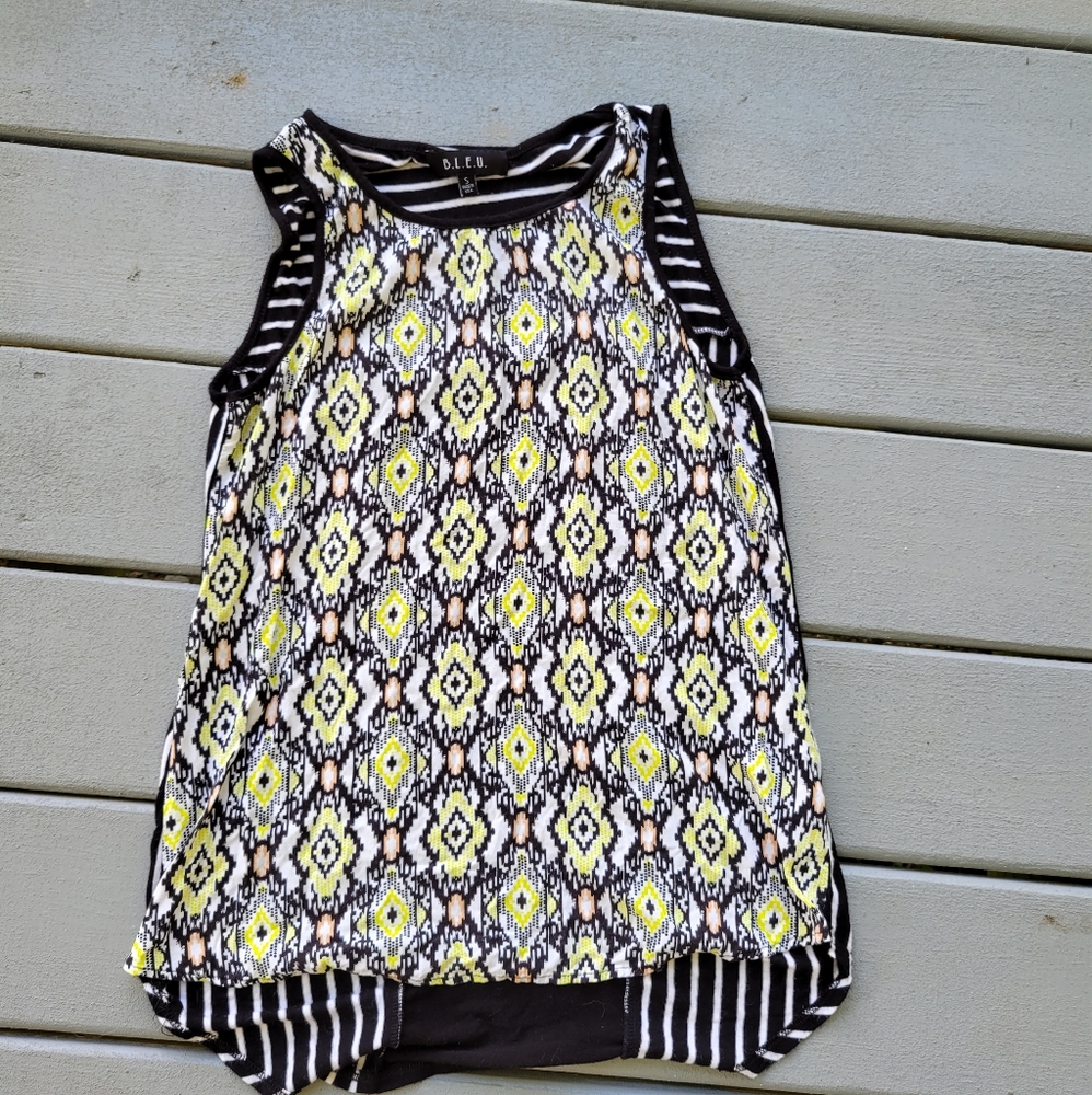 Sleeveless blouse